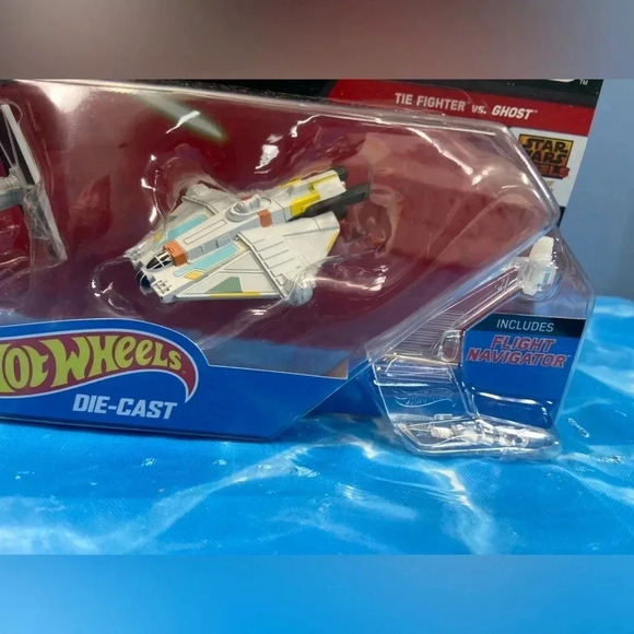 Star Wars - Hot  Wheels - Rebels Die-Cast Tie Fighter vs Ghost - BNIB - Picture 2 of 4